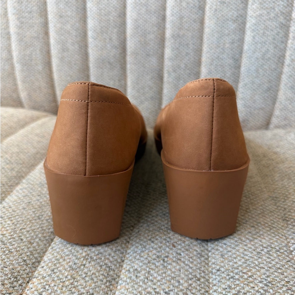 VIONIC "Sereno" Wedge Pumps in Camel, sz 8 - Picture 5 of 9